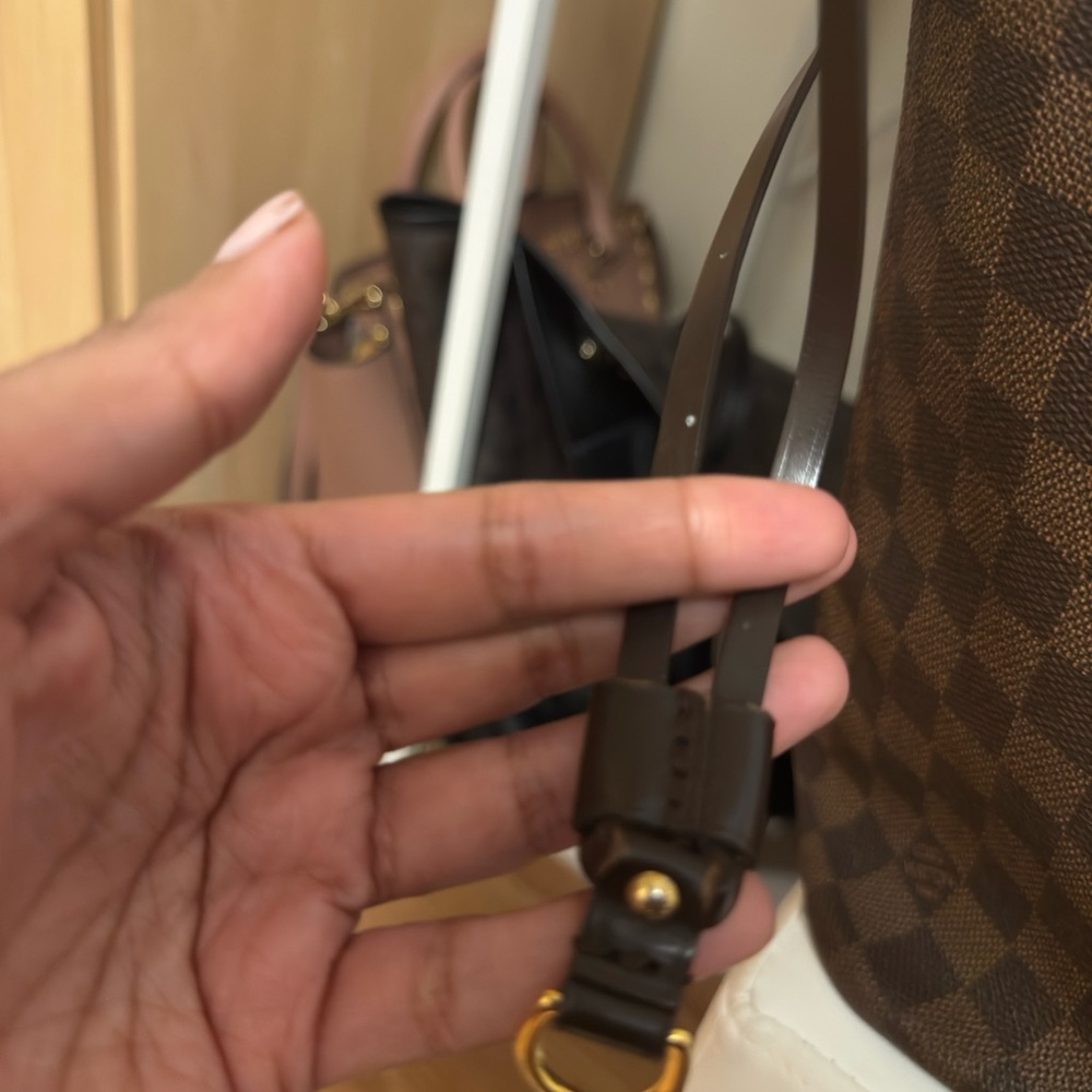 (SOLD) LV Neverfull MM Damier Ebene - Picture 13 of 14